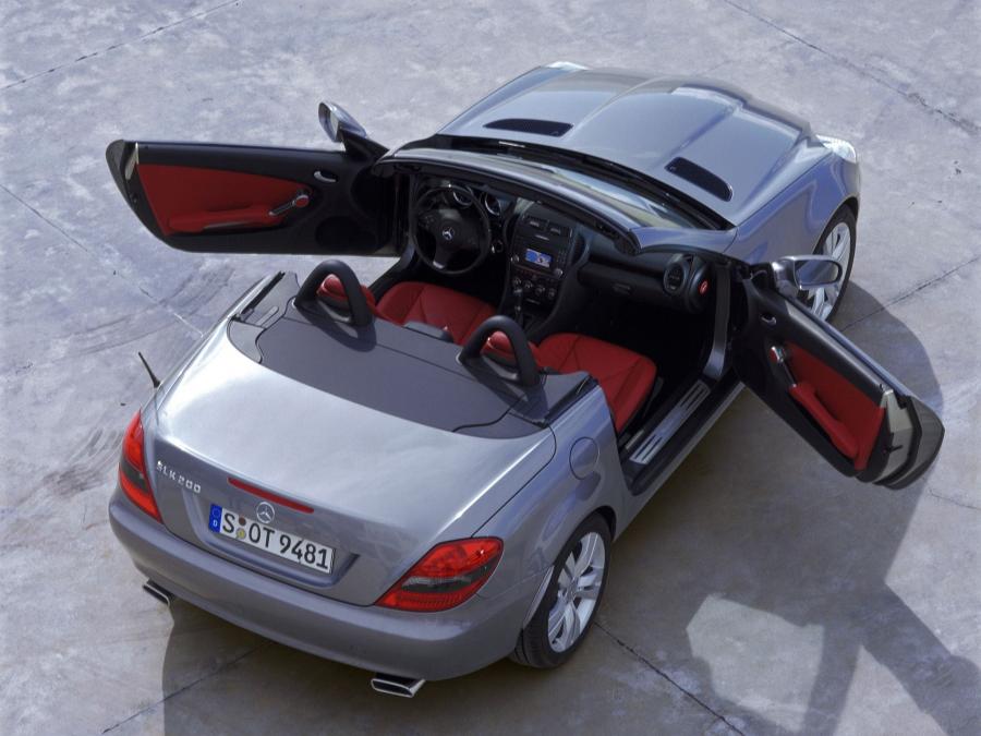  Mercedes-Benz SLK350 2009 года  (фото 18 из 28)